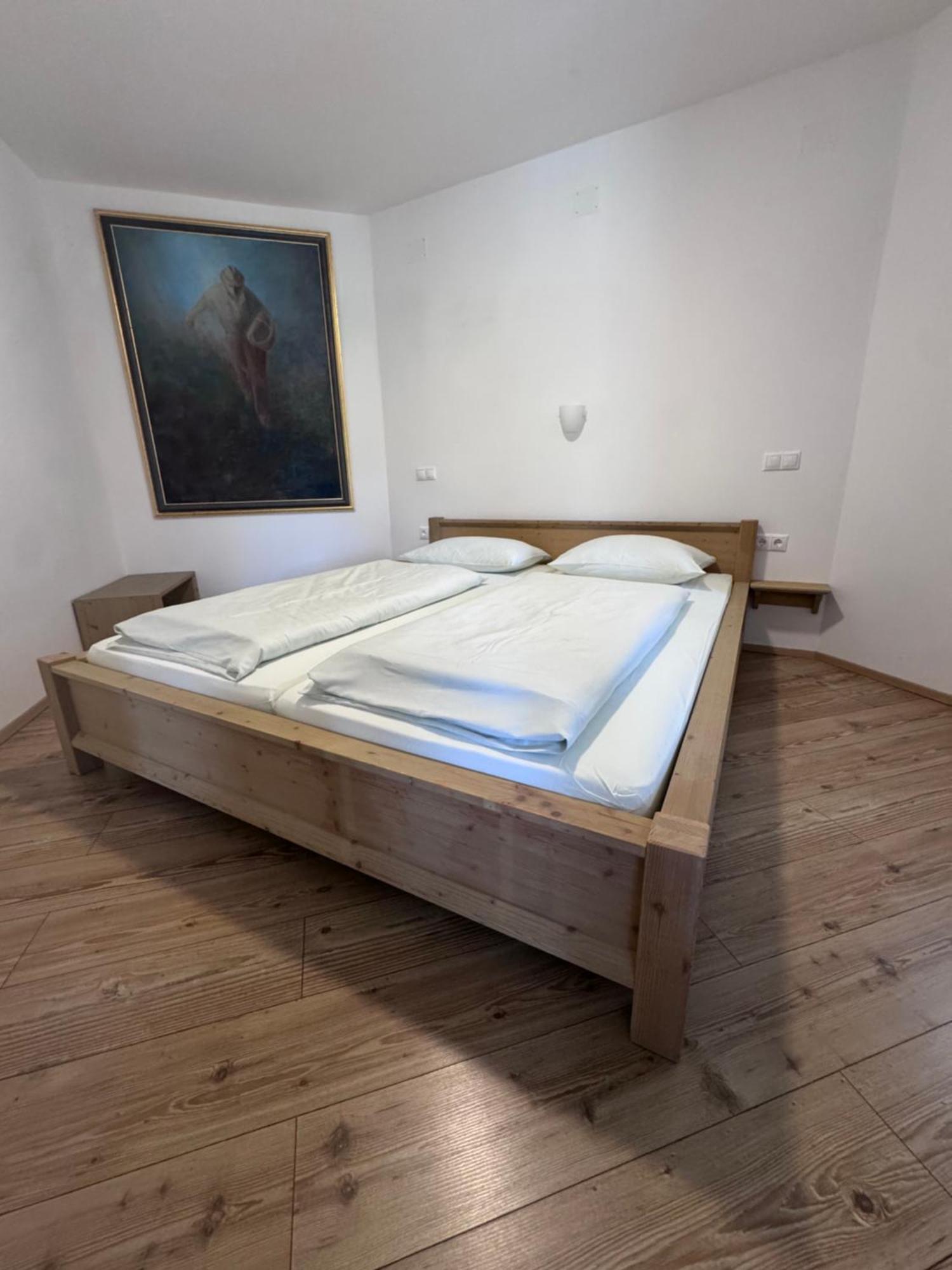 Guesthouse Tolc Spodnja Sorica Екстериор снимка